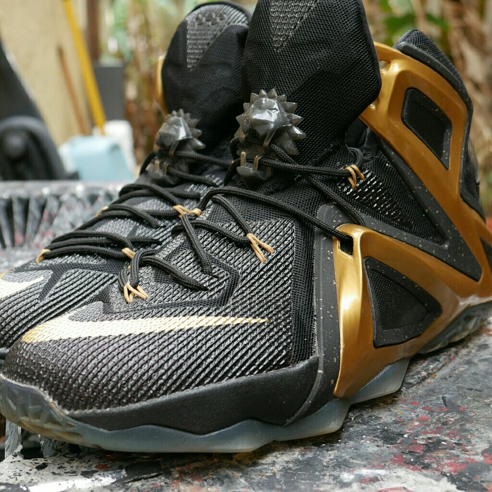 GOLD/BLACK Nike LeBron 12 Elite iD